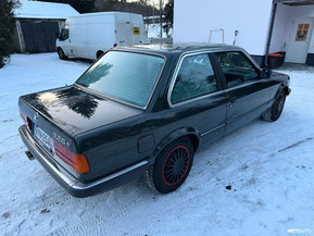 BMW 325