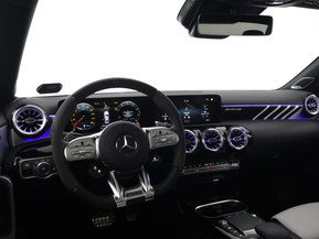 Mercedes-Benz CLA 45 AMG