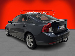 Volvo S40