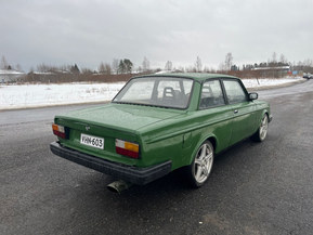 Volvo 242