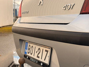 Peugeot 407