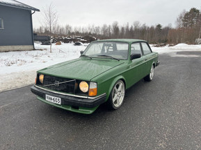 Volvo 242