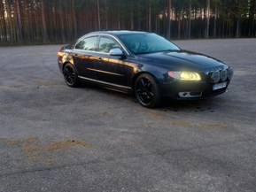 Volvo S80