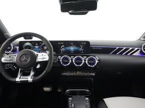 Mercedes-Benz CLA 45 AMG