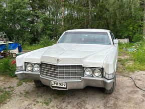 Cadillac De Ville