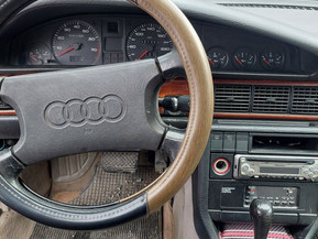 Audi 100