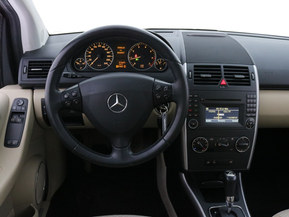 Mercedes-Benz A
