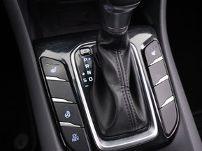 Hyundai Ioniq Plug-In