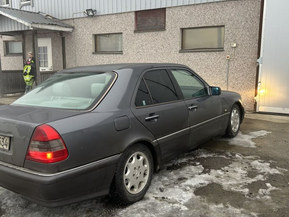Mercedes-Benz C