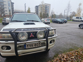 Mitsubishi Pajero Sport