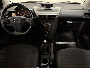 Toyota Iq