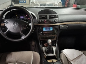 Mercedes-Benz E