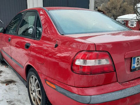 Volvo S40