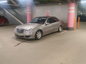Mercedes-Benz E