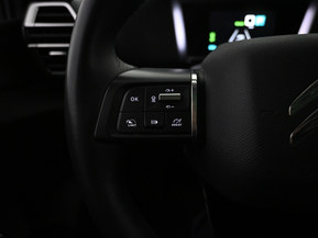 Citroen e-C4 X