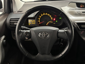 Toyota Iq