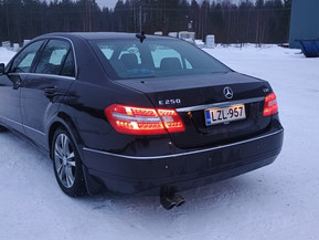 Mercedes-Benz E