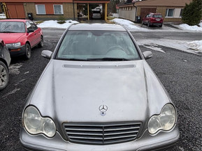 Mercedes-Benz C 200