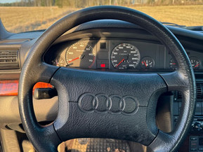 Audi 100