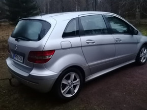 Mercedes-Benz B