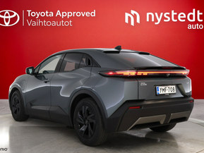 Toyota C-HR+