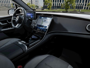 Mercedes-Benz EQE SUV