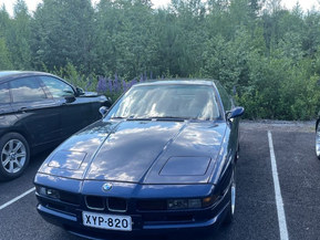 BMW 850