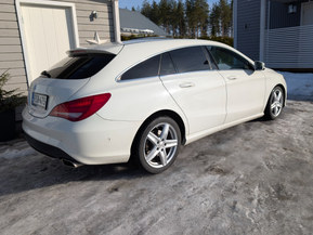 Mercedes-Benz CLA 220