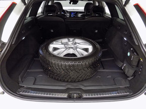 Volvo V90 Cross Country