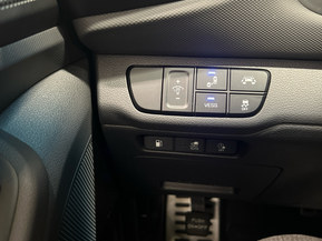 Hyundai Ioniq Plug-In