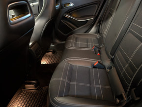 Mercedes-Benz CLA 220