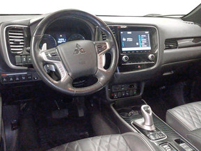 Mitsubishi Outlander PHEV