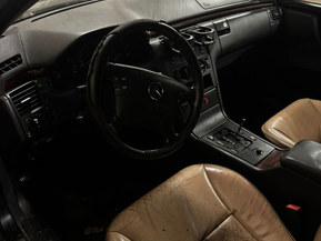 Mercedes-Benz E