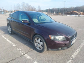 Volvo S40