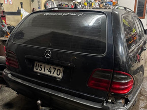 Mercedes-Benz E