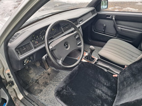 Mercedes-Benz 190
