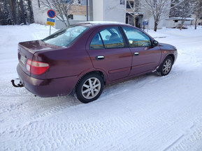 Nissan Almera