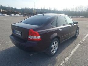 Volvo S40