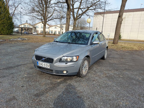 Volvo S40