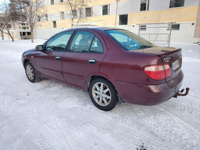 Nissan Almera