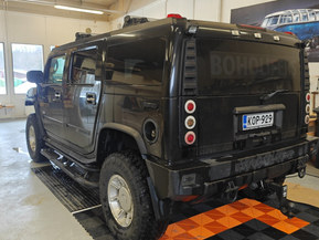 Hummer H2