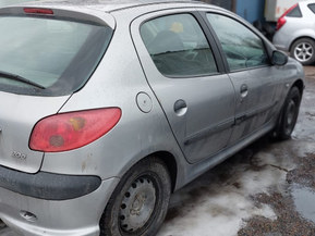 Peugeot 206