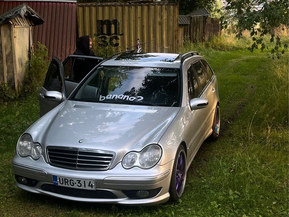 Mercedes-Benz C