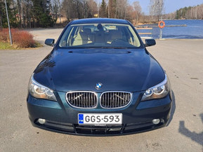 BMW 523