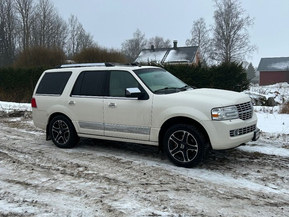 Lincoln Navigator
