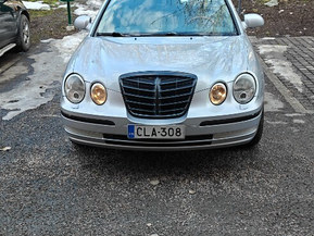 Kia Opirus