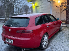 Alfa Romeo 159