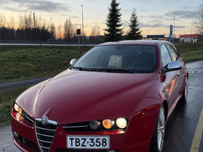 Alfa Romeo 159