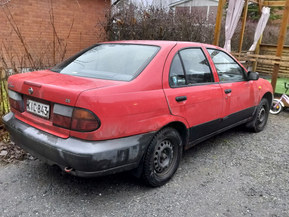 Nissan Almera