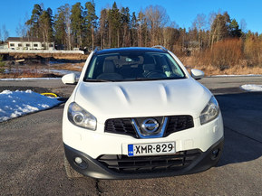 Nissan Qashqai+2